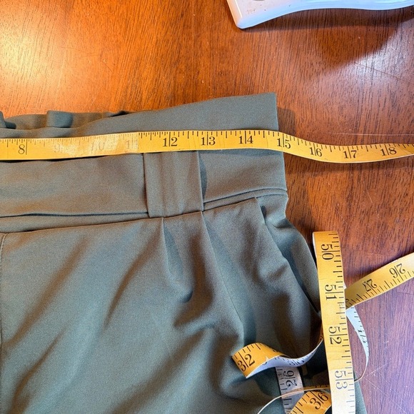 Paper Bag Pants Sz Large Olive Green Bow Tie Pull On High Waist Tapered Ankle - Picture 10 of 13